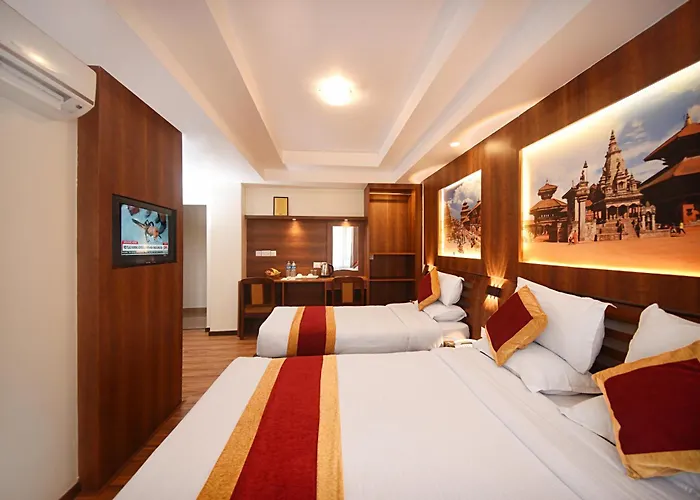 Friends Hotel 3*